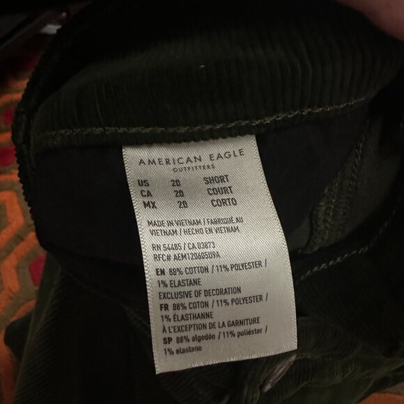 Green Corduroy Jeans 20 Short American Eagle - Picture 2 of 2